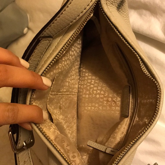 Kate spade cobble stone crossbody - Picture 3 of 3